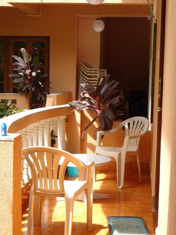 Pinto Guest House Candolim Oda fotoğraf
