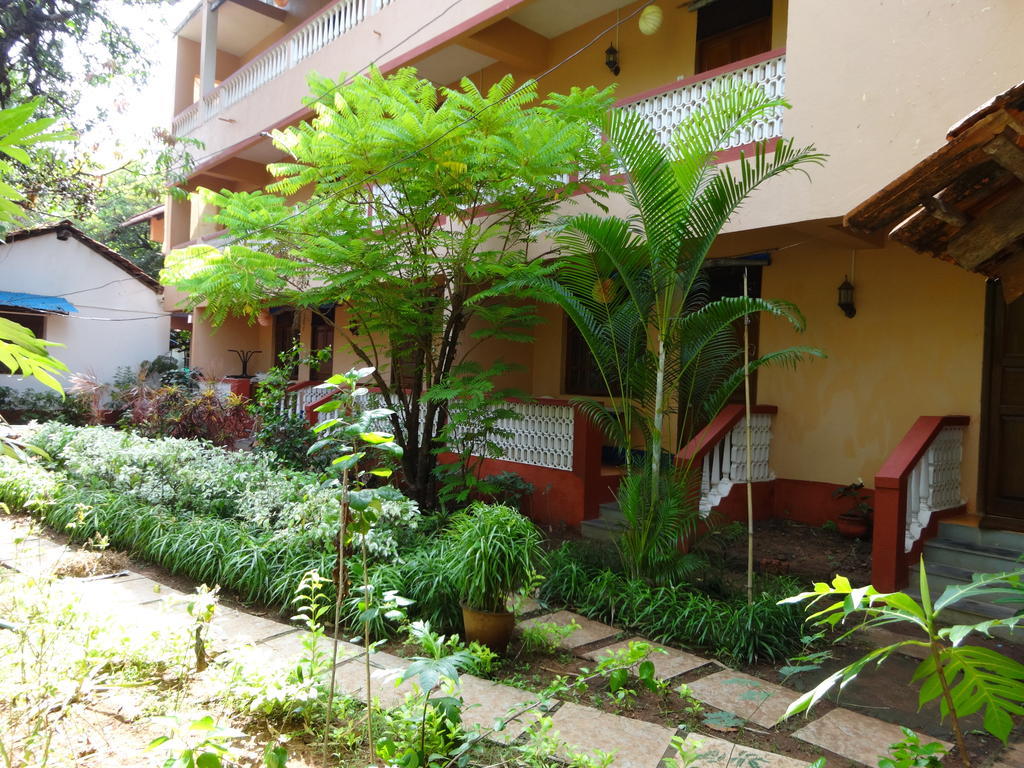 Pinto Guest House Candolim Dış mekan fotoğraf